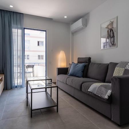 Odyssey - Captivating 2-Bedroom Retreat In Larnaca Exterior photo